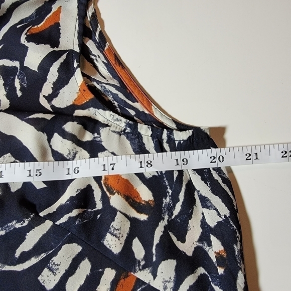 new York & Co Sleeveless Button Front Collared Blouse Size S - Picture 9 of 10